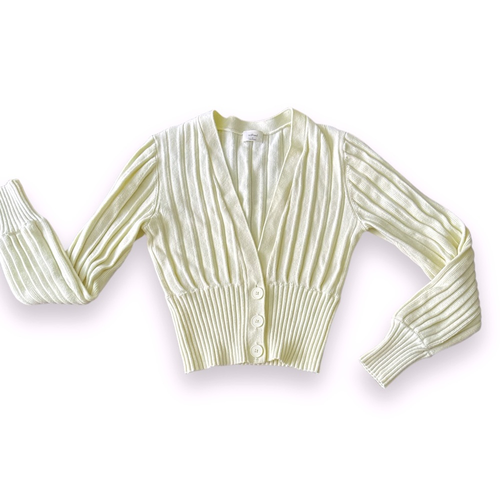 Aritzia Wilfred wool and cotton blend ivory/cream cropped cardigan Sz M